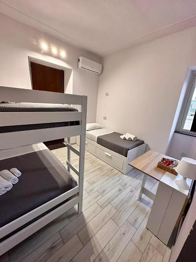 Airport Al Volo B&B CTA Bed & Breakfast